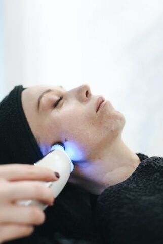 Peremajaan kulit wajah dengan laser